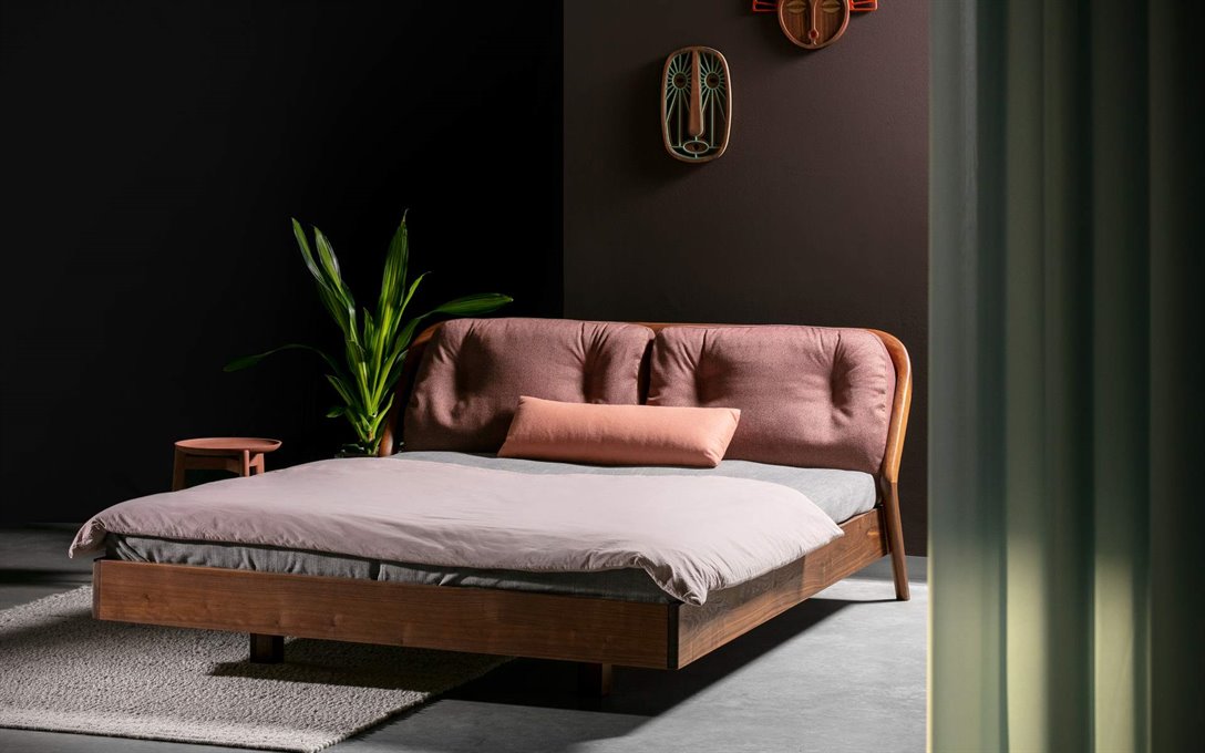 Designbed FridayNight BedHabits 1